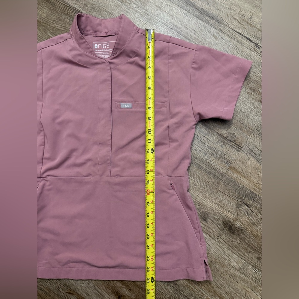 Figs • Mineral Mauve Tunis Scrub Top - Picture 8 of 15